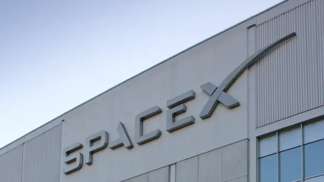 Le monde va regarder la Lune : la fusée de SpaceX qui doit la frapper à 8 700 km/h