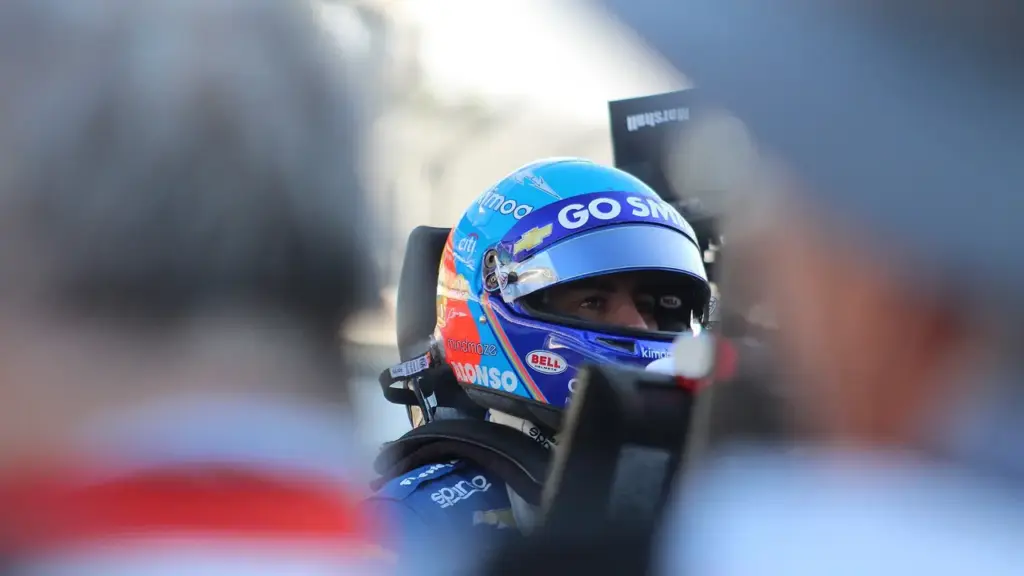 alonso-aston-martin-premiers-points-malaisie