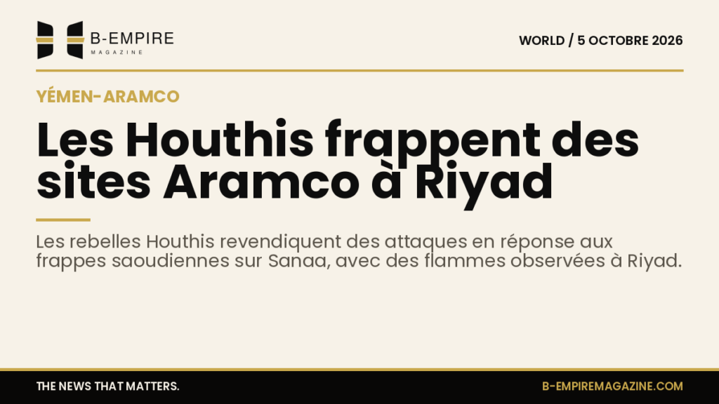 Vue d’une installation pétrolière avec des flammes et de la fumée s’élevant, symbolisant les attaques près de Riyad.