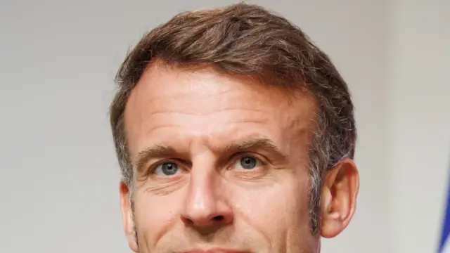 macron-g7-agir-baisser-prix-gazole