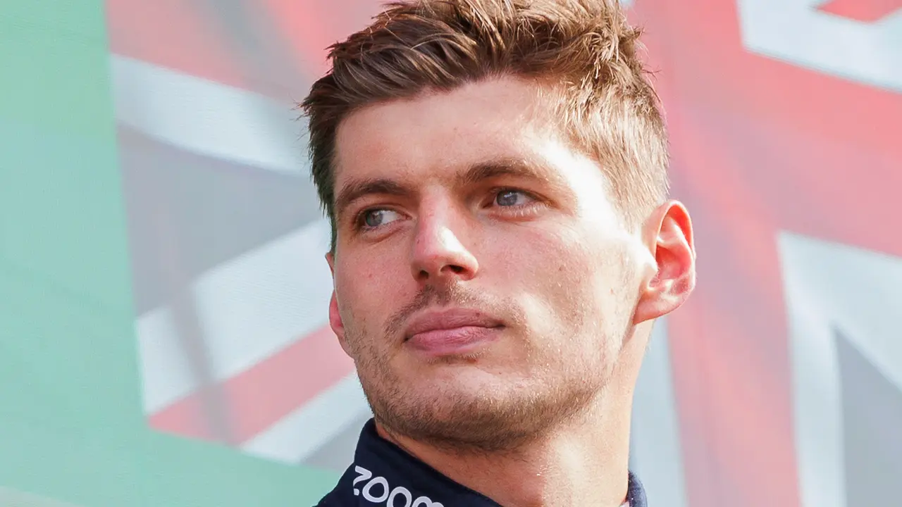 max-verstappen-pole-malaisie-red-bull-ford